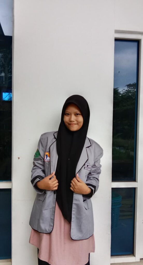 Doa Ibu, Keringat Ayah, dan Cahaya Ilmu: Sebuah Perjalanan dari Kesulitan ke Kesuksesan